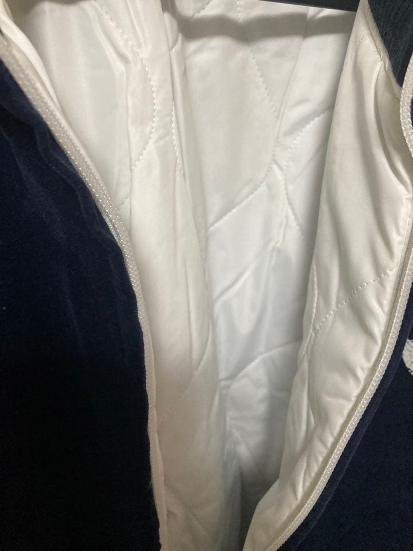 プーマ　トラックジャケット　Ｏサイズ 未使用品