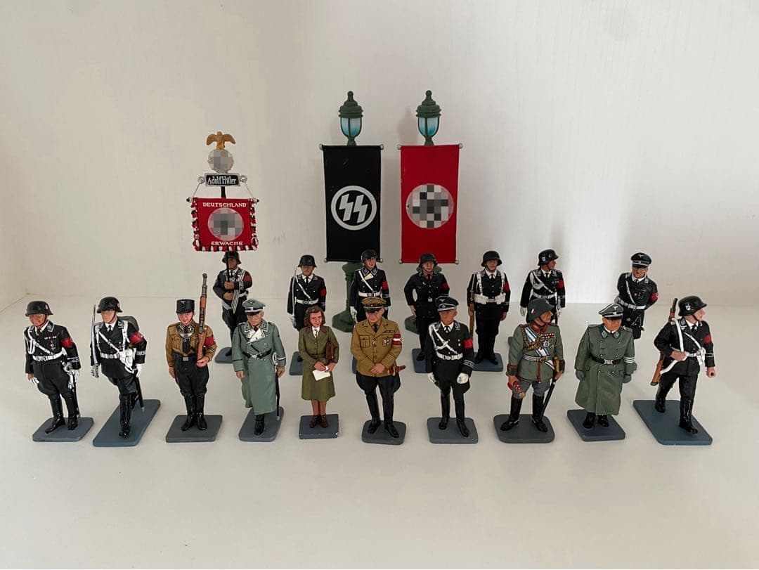 KING & COUNTRY'S メタル製フィギュアスケール1:30 17隊＋旗