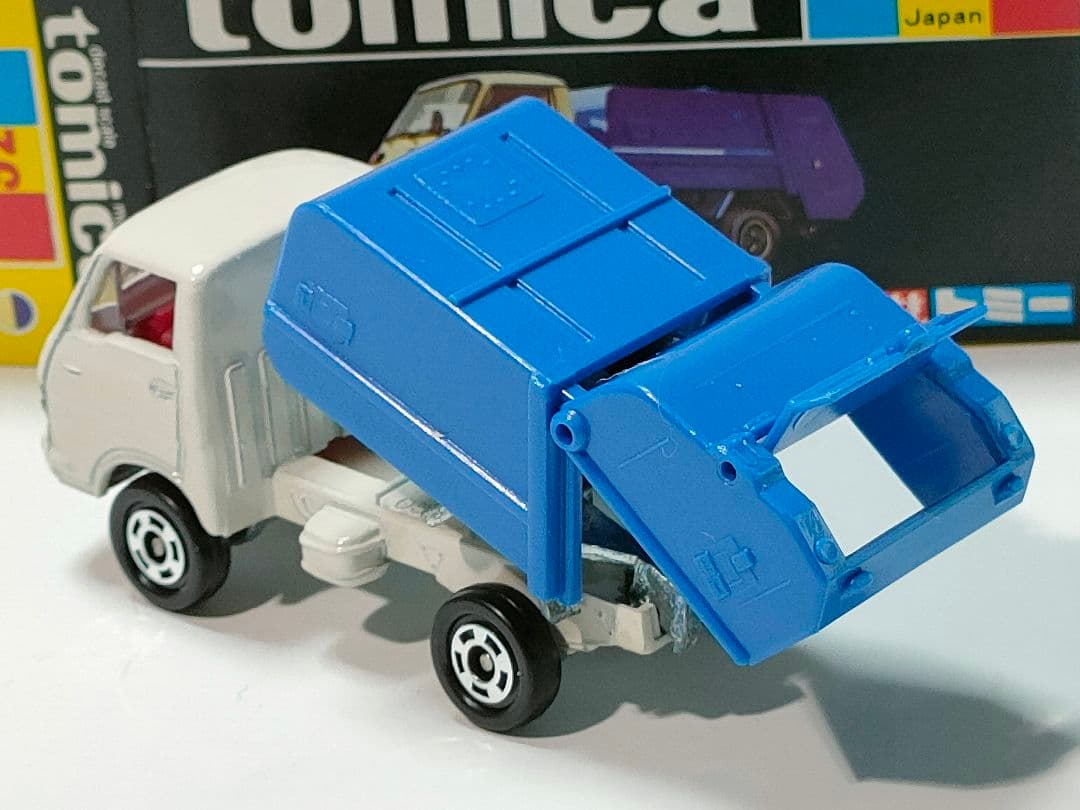 黒箱トミカ 36　いすゞエルフ清掃車　美品　日本製　デッドストック