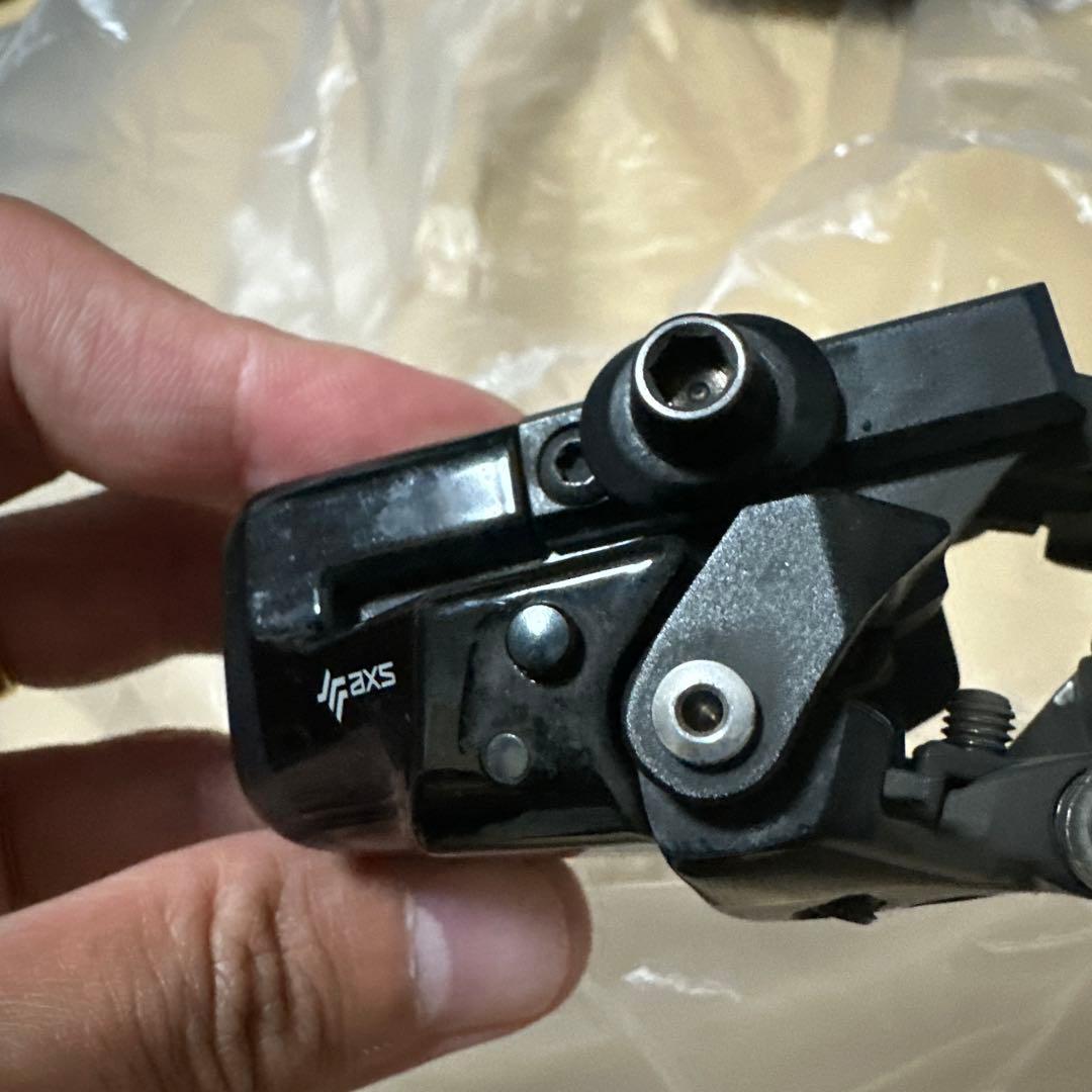 SRAM RED AXS 12S フロントディレイラー