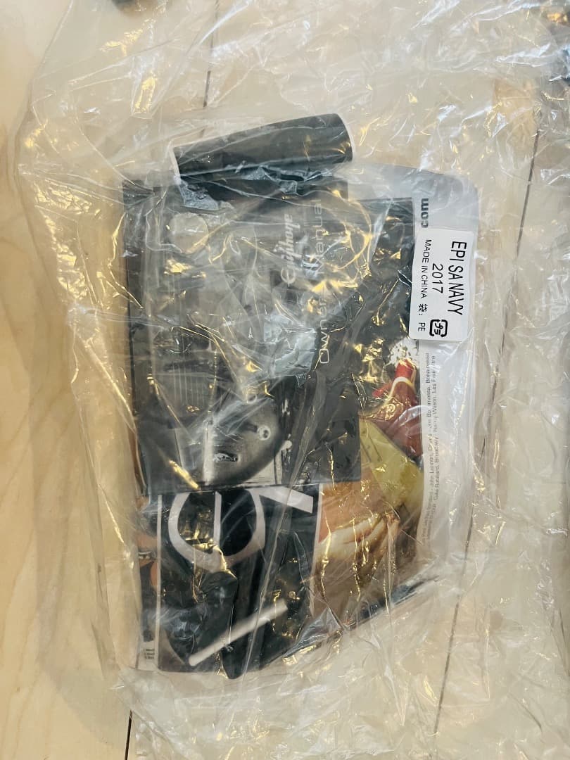 ギター Tom DeLonge ES-333 Epiphone Blink 182