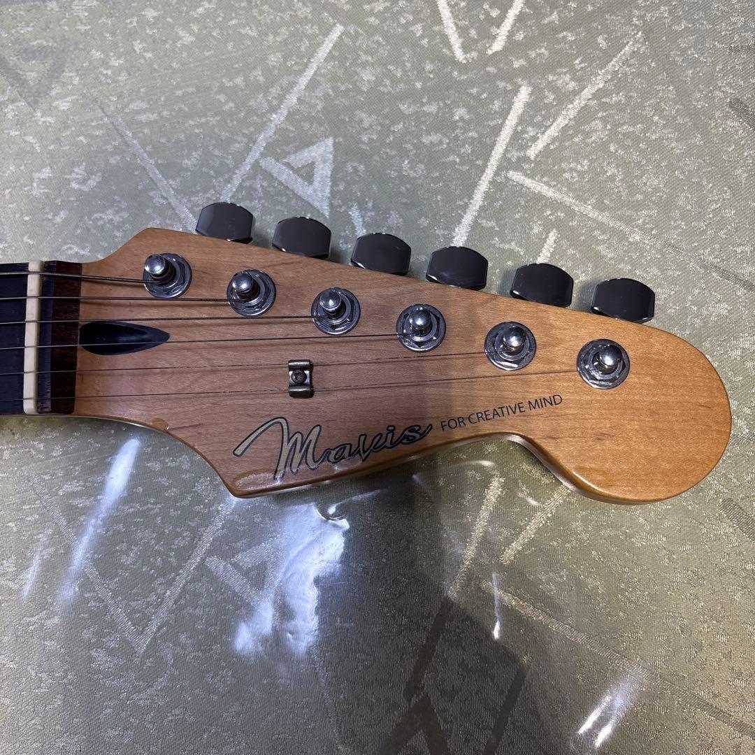 Mavis ストラト　BUSKER'S ストラト(ネックを外して発送)