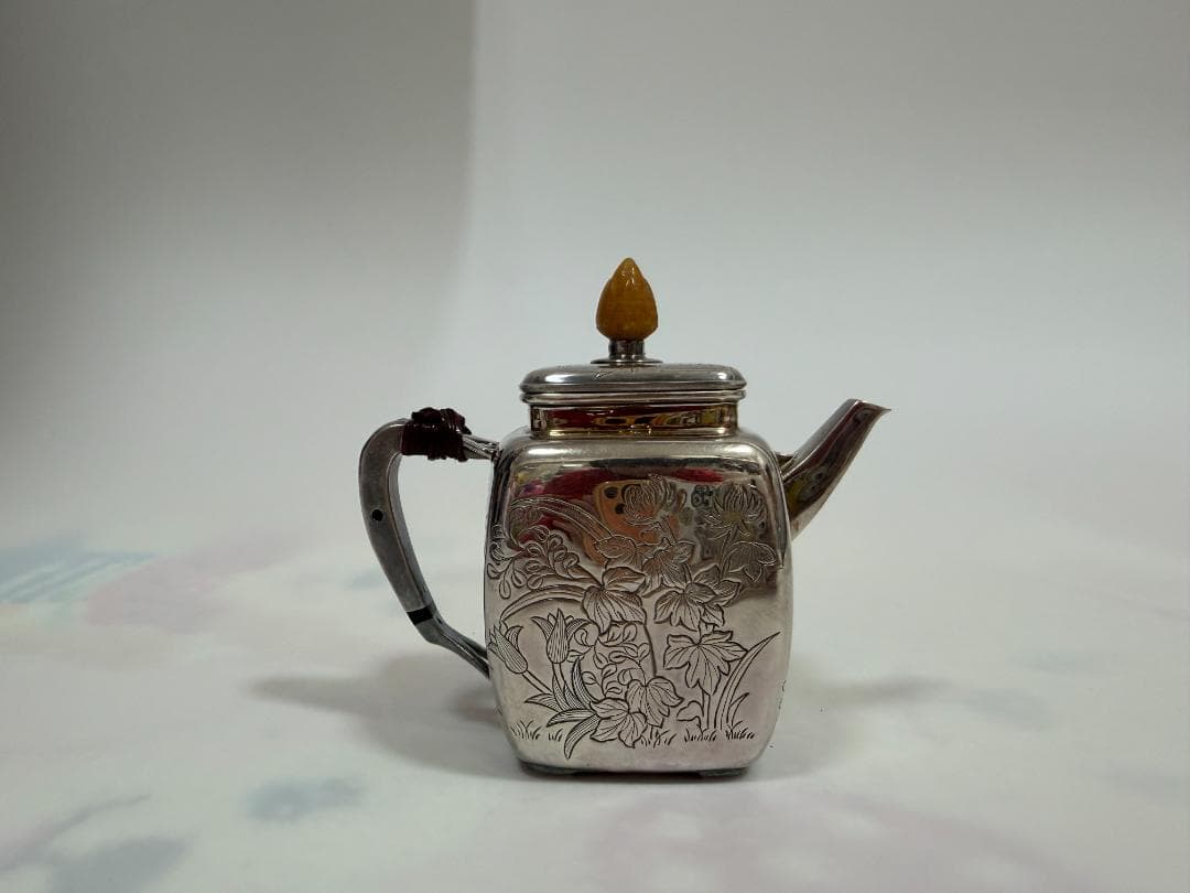 純銀製 四面取 草花文様 玉石摘 急須 銀瓶 煎茶道具