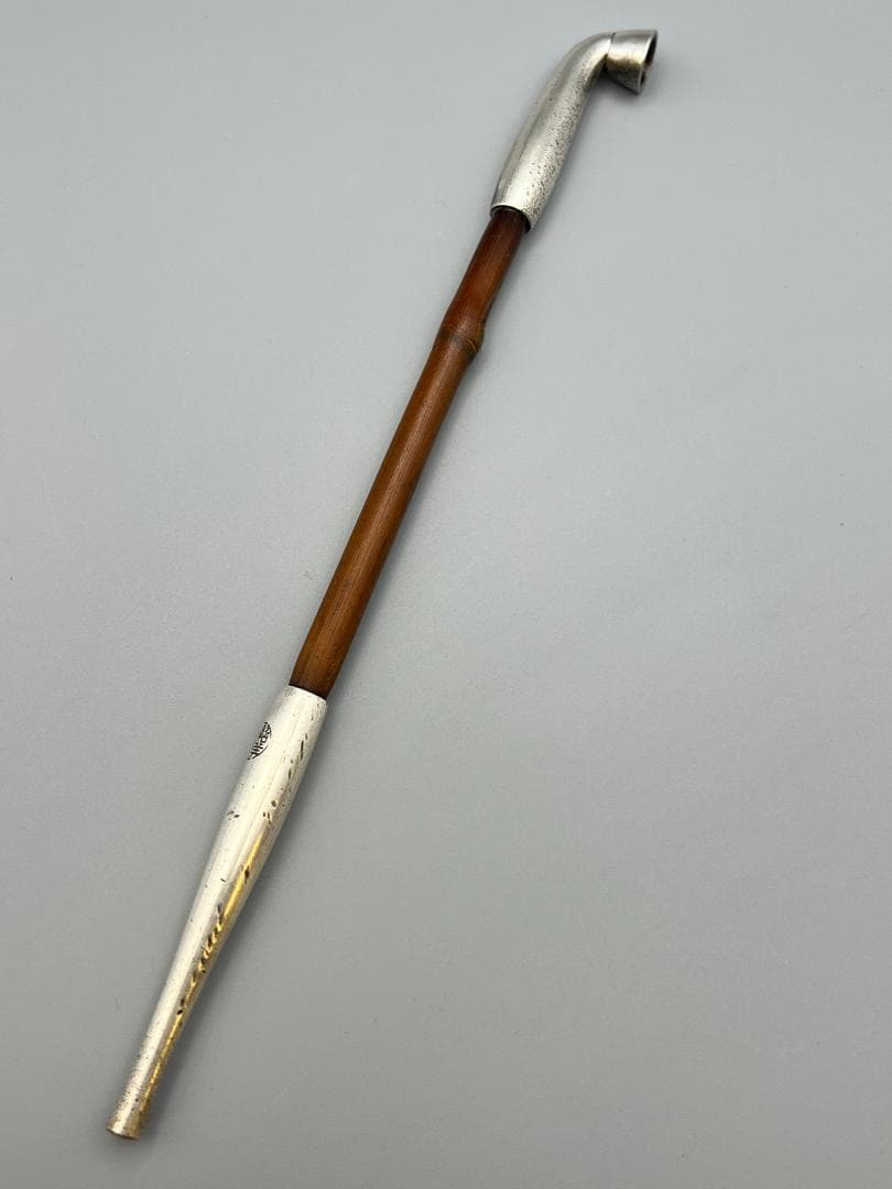 銀製　煙管　キセル　在銘　銀細工　アンティーク　重量約34g