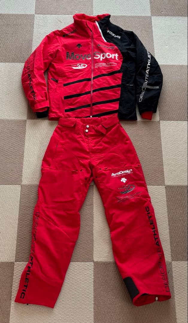 ニャン太郎【美品】DESCENTE スキーウェア上下セット L Move