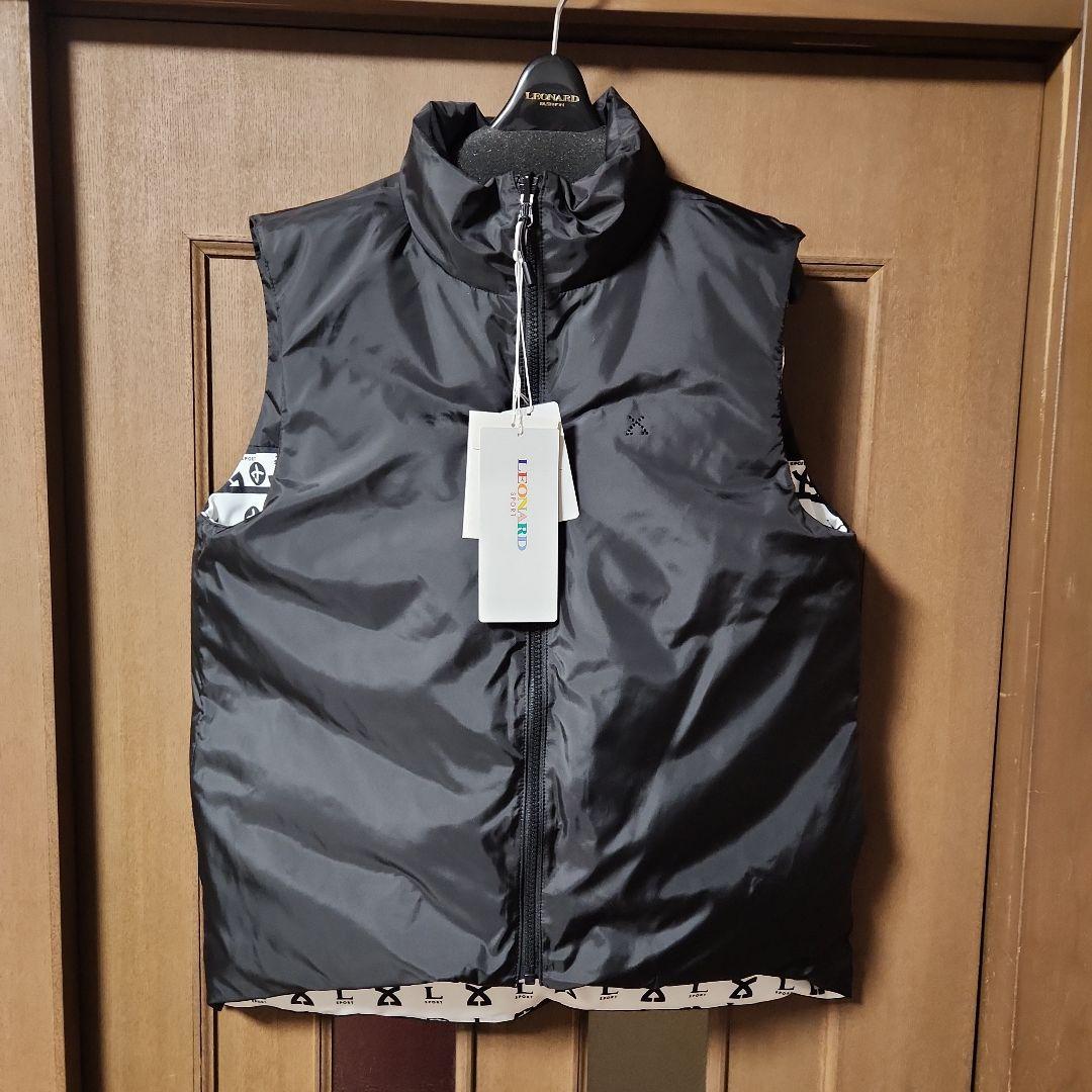 レオナールスポーツ ダウンベスト