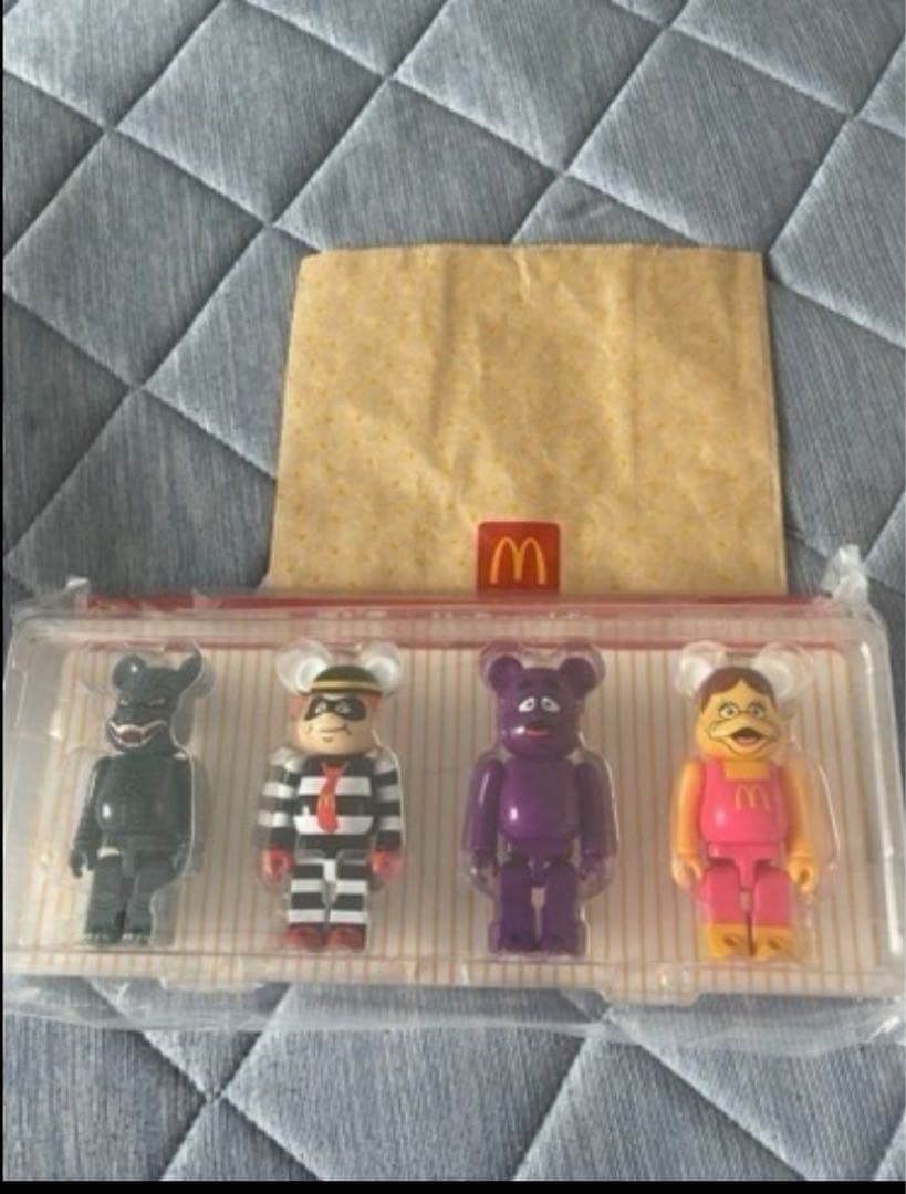 新品　マクドナルドvsゴジラ　BE@RBRICK 4種セット