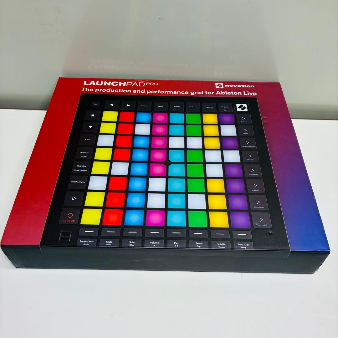 NOVATION Launchpad Pro MK3 MIDIパッド
