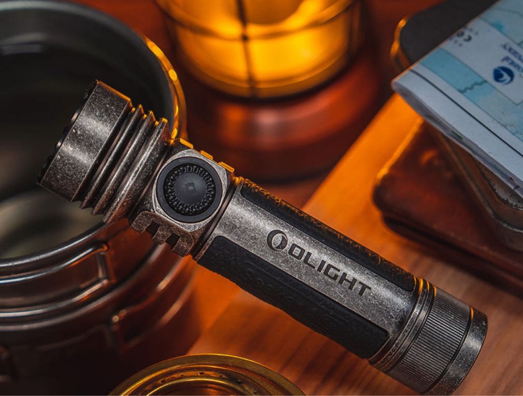 在庫少！オーライト　olight Seeker4 Pro シルバーメッキブロンズ