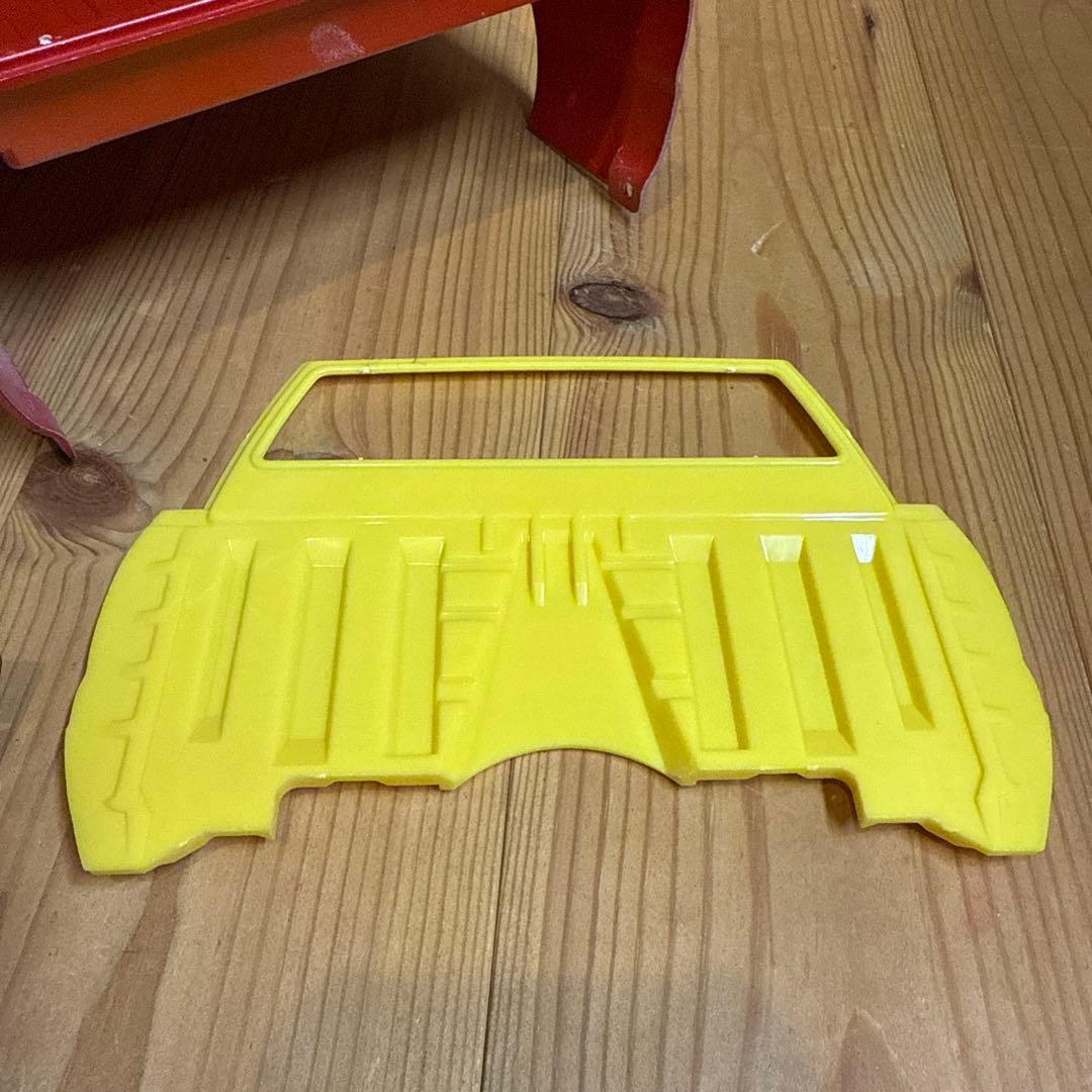 タミヤ RC4WD トヨタピックアップ ハイラックス