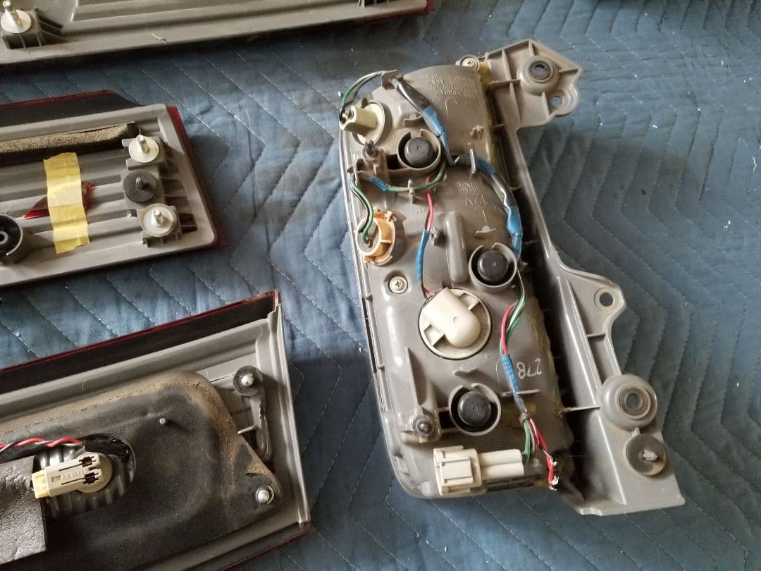 E52 エルグランド ワンオフLEDテールセット