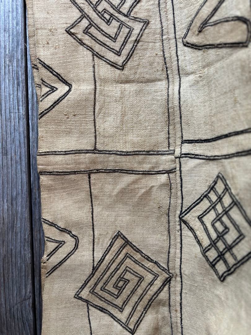 544アフリカヴィンテージ クバ王国 プショング族 ラフィア布 ンチャク 希少