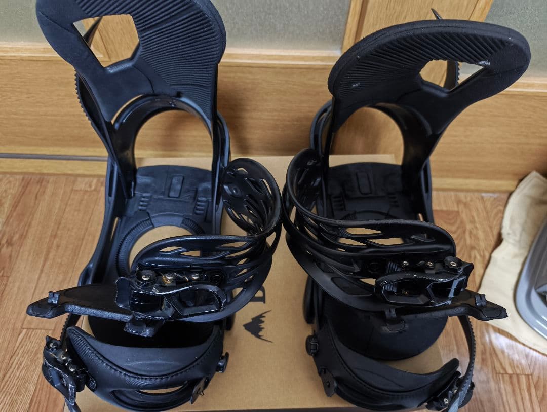 BURTON CARTEL ビンディング メンズMサイズ　リフレックス