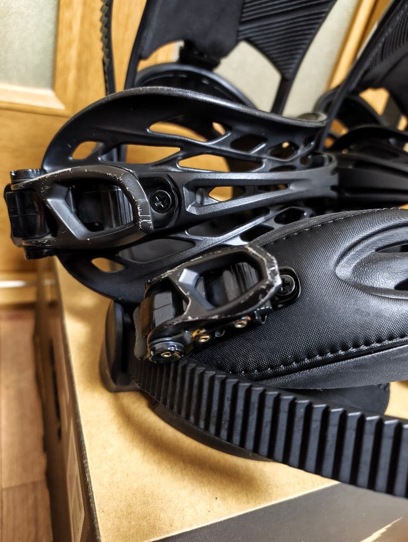 BURTON CARTEL ビンディング メンズMサイズ　リフレックス