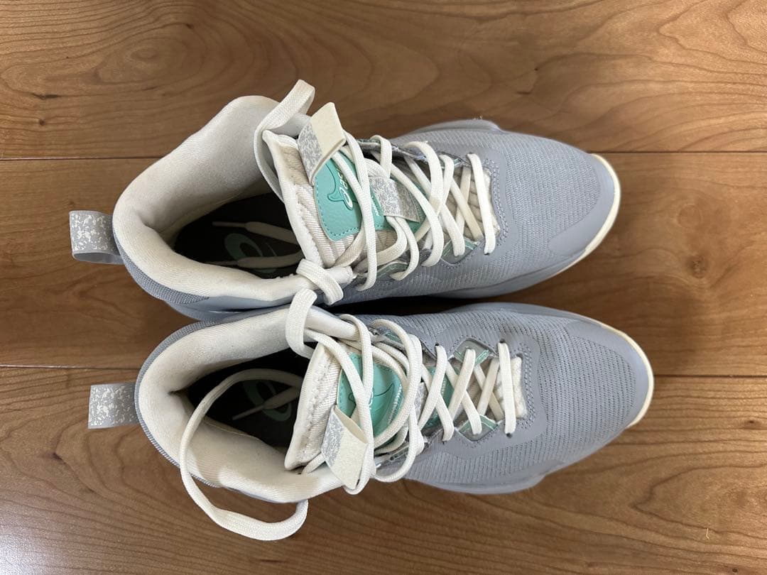 価格変更しました！アシックス バスケットボールシューズ グレー