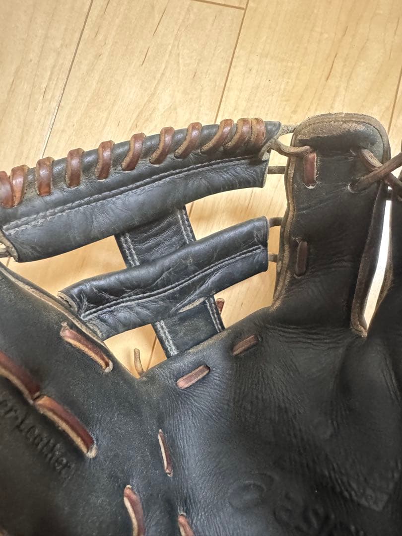 硬式用グローブ 黒