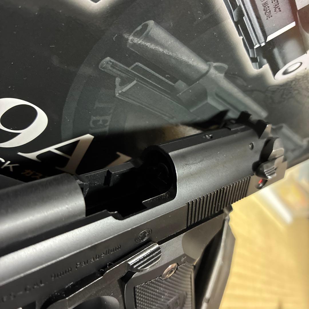 値引き不可　東京マルイM9A1ガスブローバック　純正マガジン+1