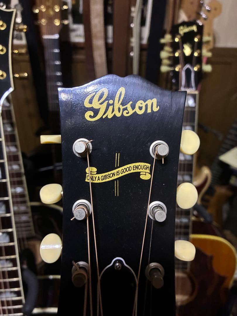 Gibson Custom Shop1942Banner Jー45