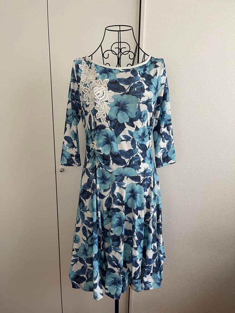 美品❣️ ✨レイリーナ　社交ダンスパーティードレス✨