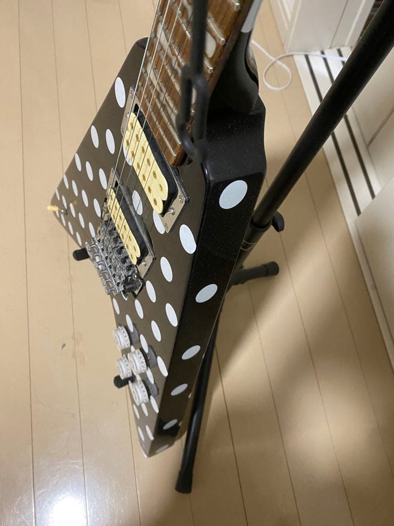 【ラン様用ページ】ランディローズ　ポルカドットフライングv フロイドローズ