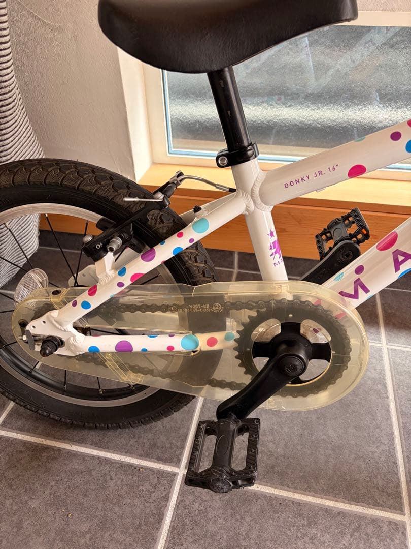 MARIN 16子供用自転車 ホワイト・マルチカラー