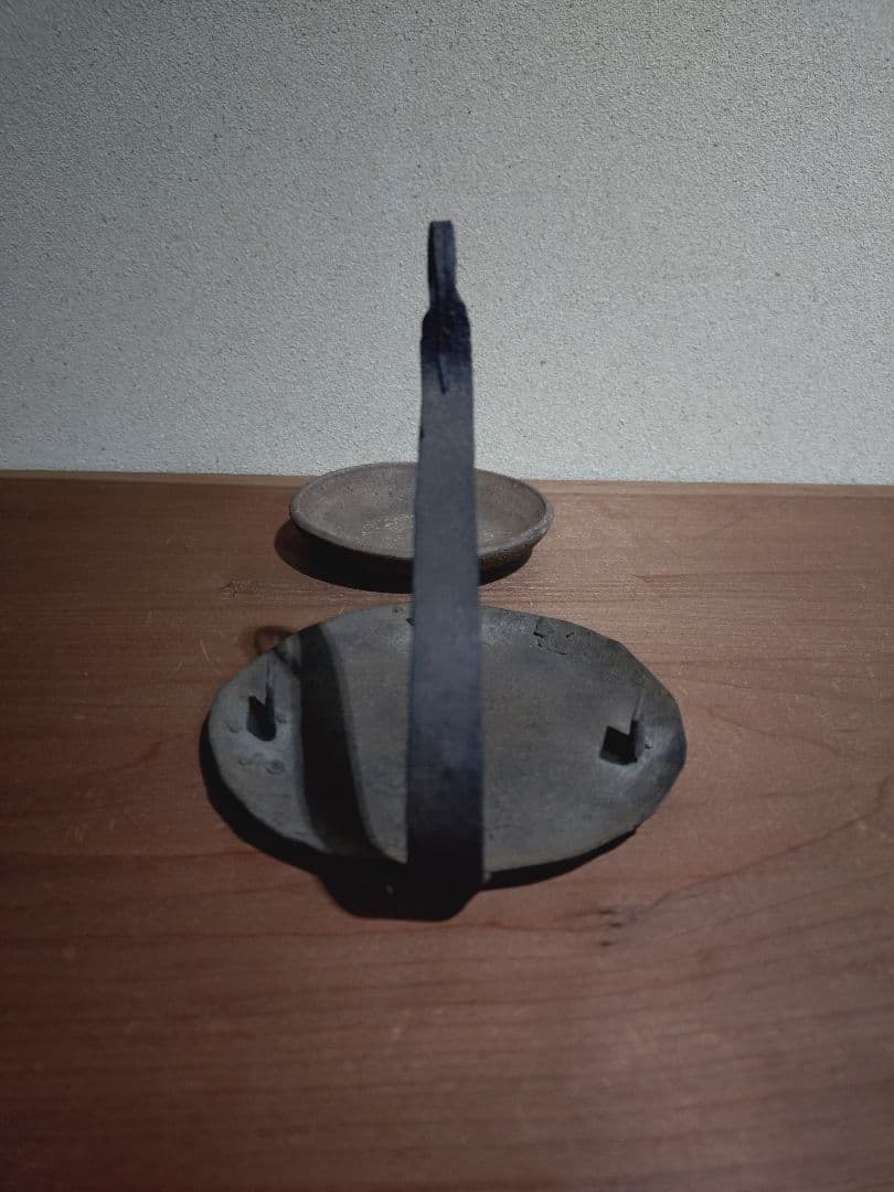 鉄製 吊るし灯火器 花器 花入れ 古道具 古民具 燭台 行燈 行火 灯明