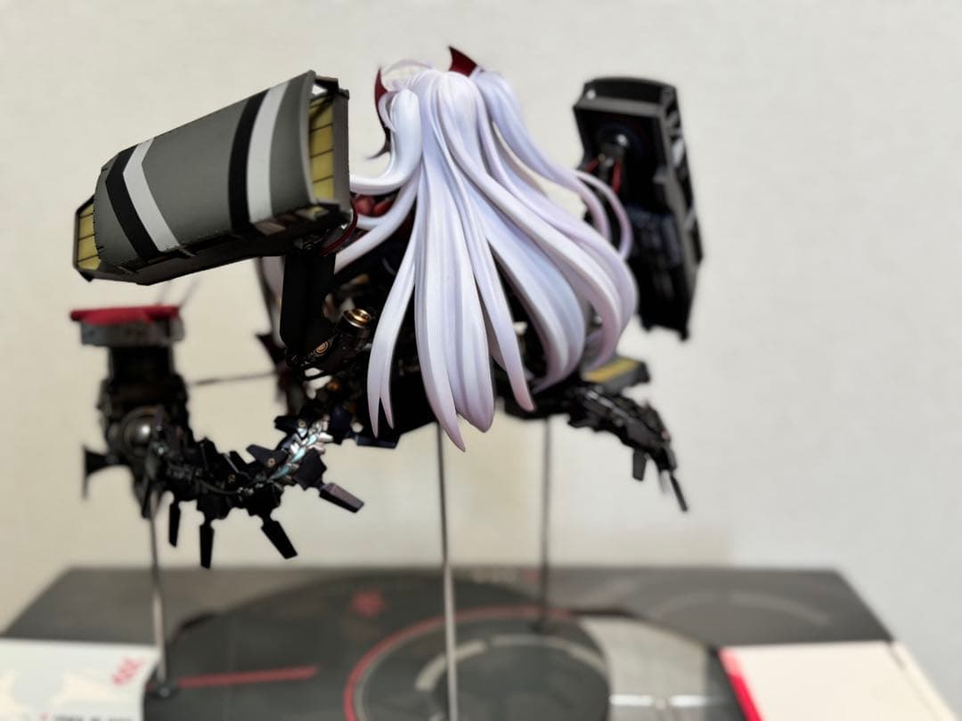 中古品　アルター アズールレーン プリンツ・オイゲン 1/7 フィギュア