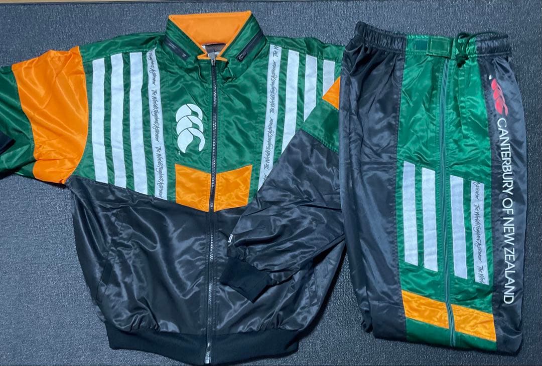 90s人気No1デザイン　 Canterbury 最高級ウィンドブレーカー　新品