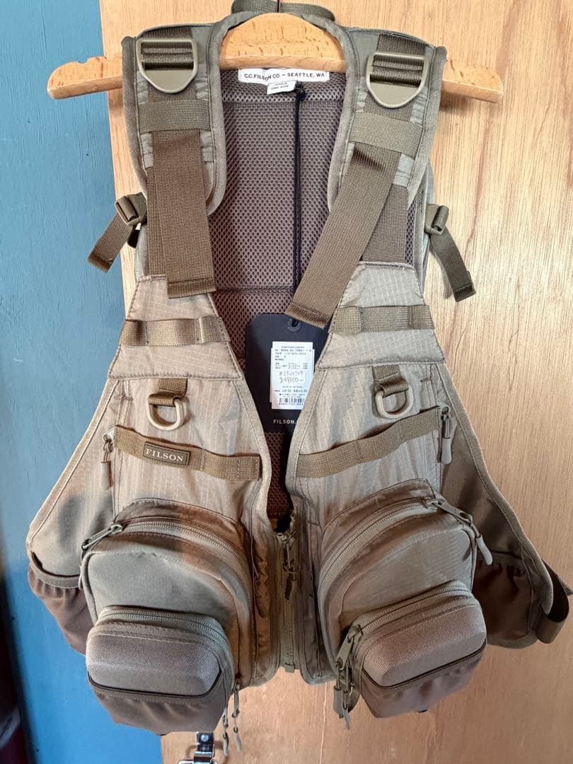FILSON フィッシングベスト カーキ　新品