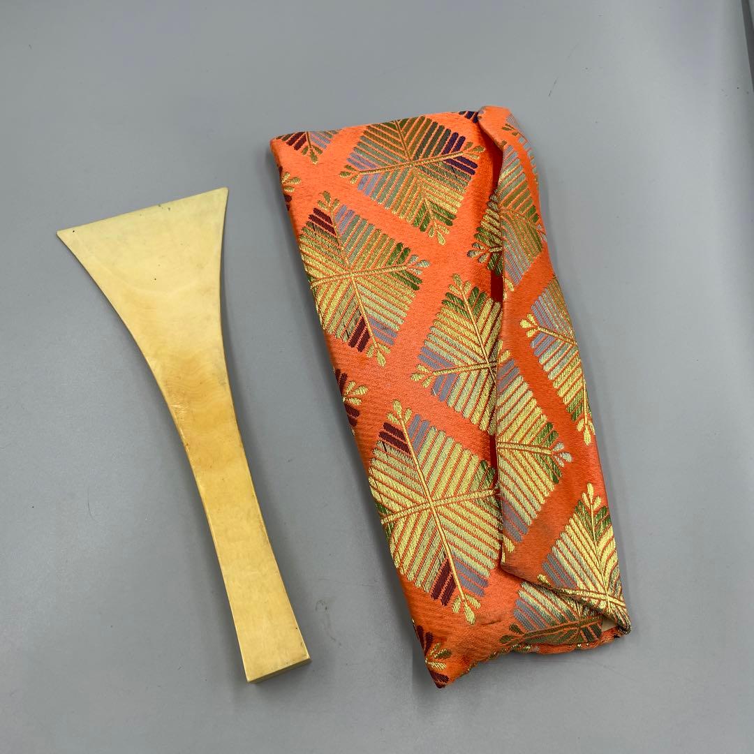 239ヴィンテージ 天然素材　三味線バチ　重さ約90g