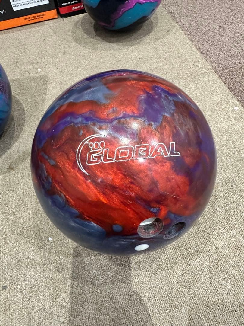 ★美品★900グローバル バイキング　ボウリングボール　15ポンド