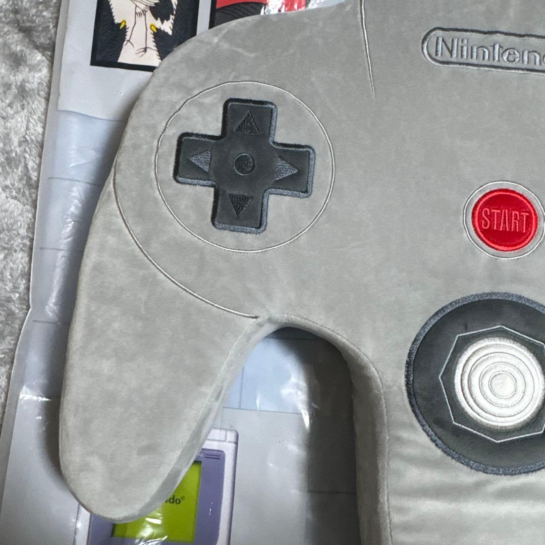 クッション NINTENDO 64 コントローラーニンテンドーミュージアム