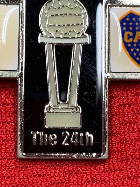 日付刻印 第24回トヨタカップ決勝ピンズ 非売品 希少品