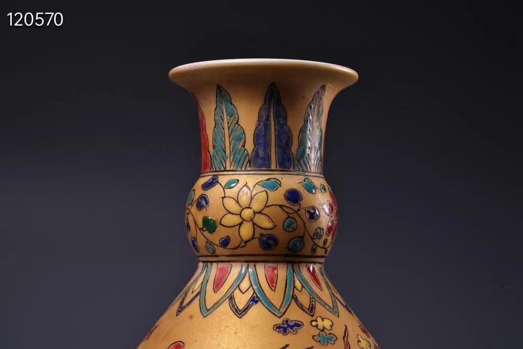 中国古美術・純手描き金陶花瓶・大明成化紋・箱付き・稀有品・ 置物・観賞瓶・文房具