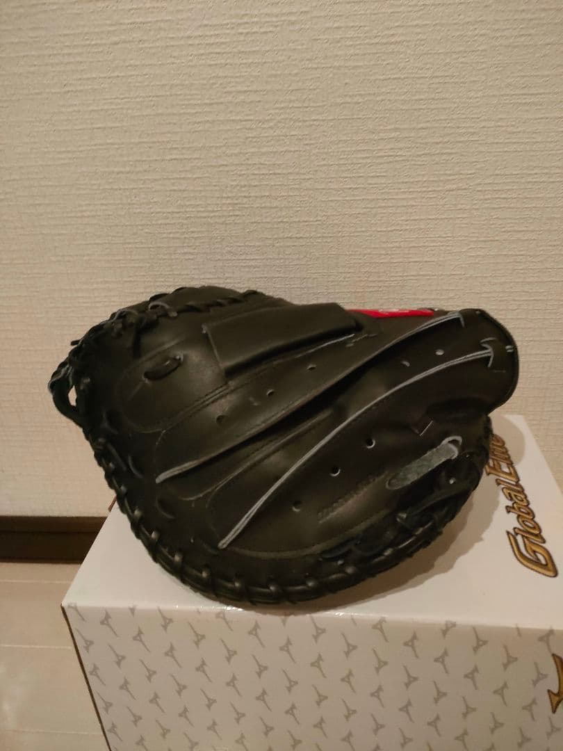 硬式用グローブ