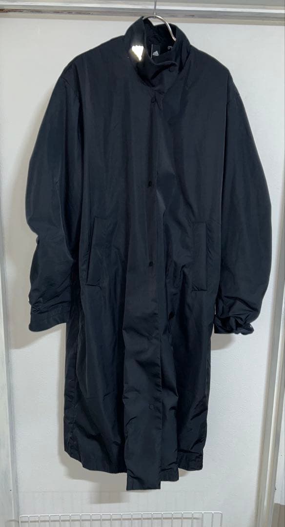 adidas コートPRSVE オーバーサイズフィット ロングコート　BLACK