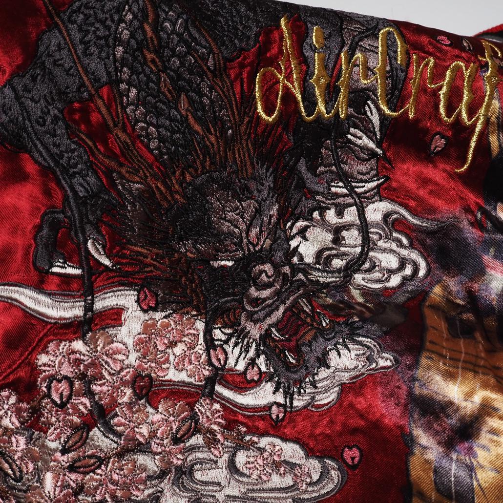 タグ付き未使用 艦これ 流儀圧搾 コラボ リバーシブルスカジャン 赤城 L