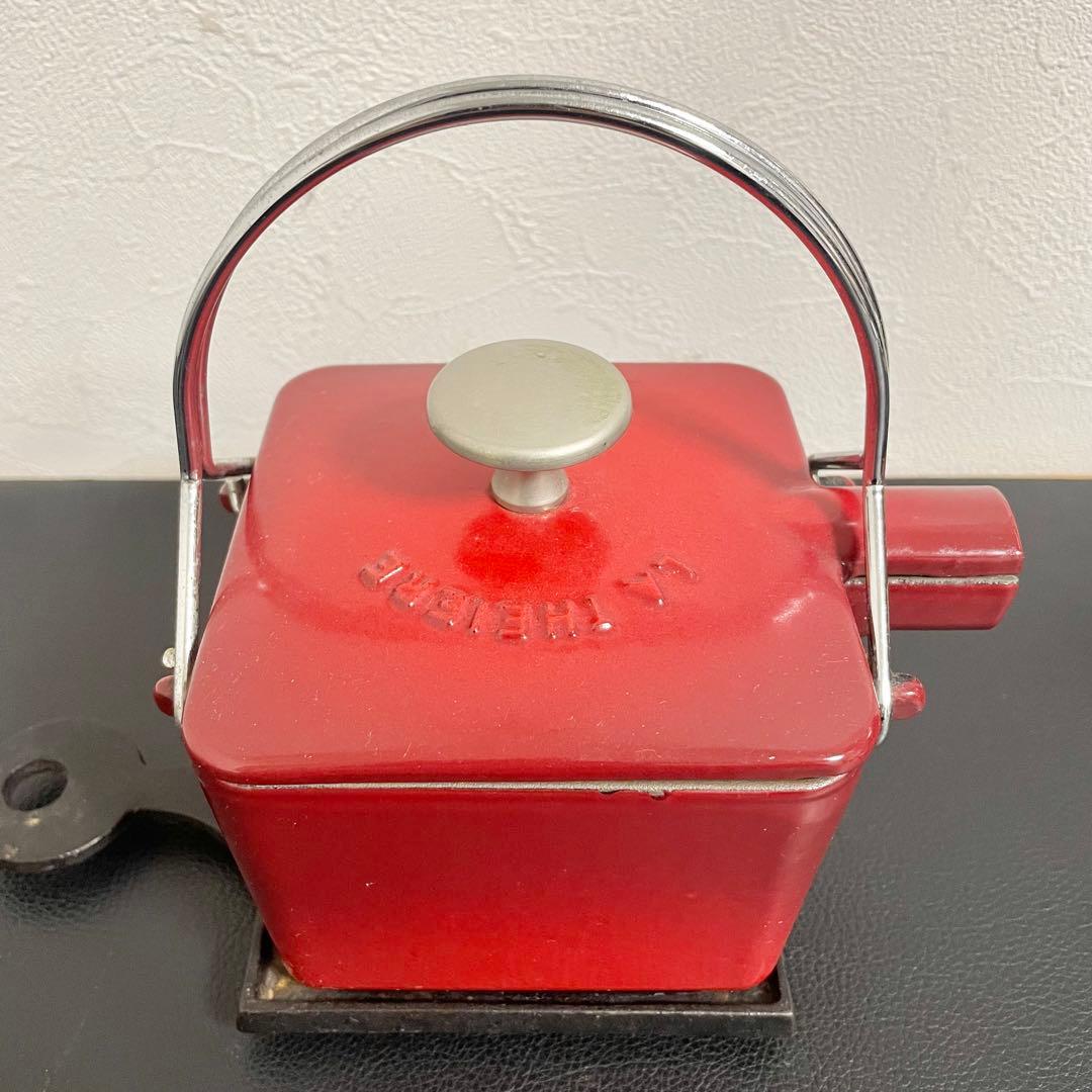 【レア廃盤品】staub ストウブ スクエアティーポット 赤色 専用台座付き