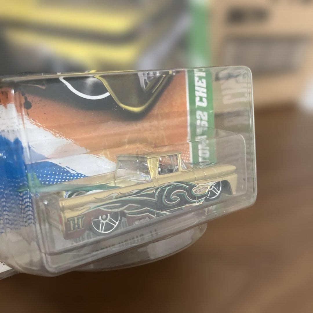 ホットウィール　CUSTOM 62 CHEVY PICKUP STH TH