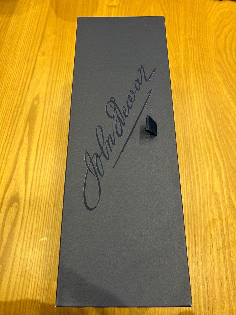 Dewar's 25年 エクスクルーシブリミテッドエディション 750ml