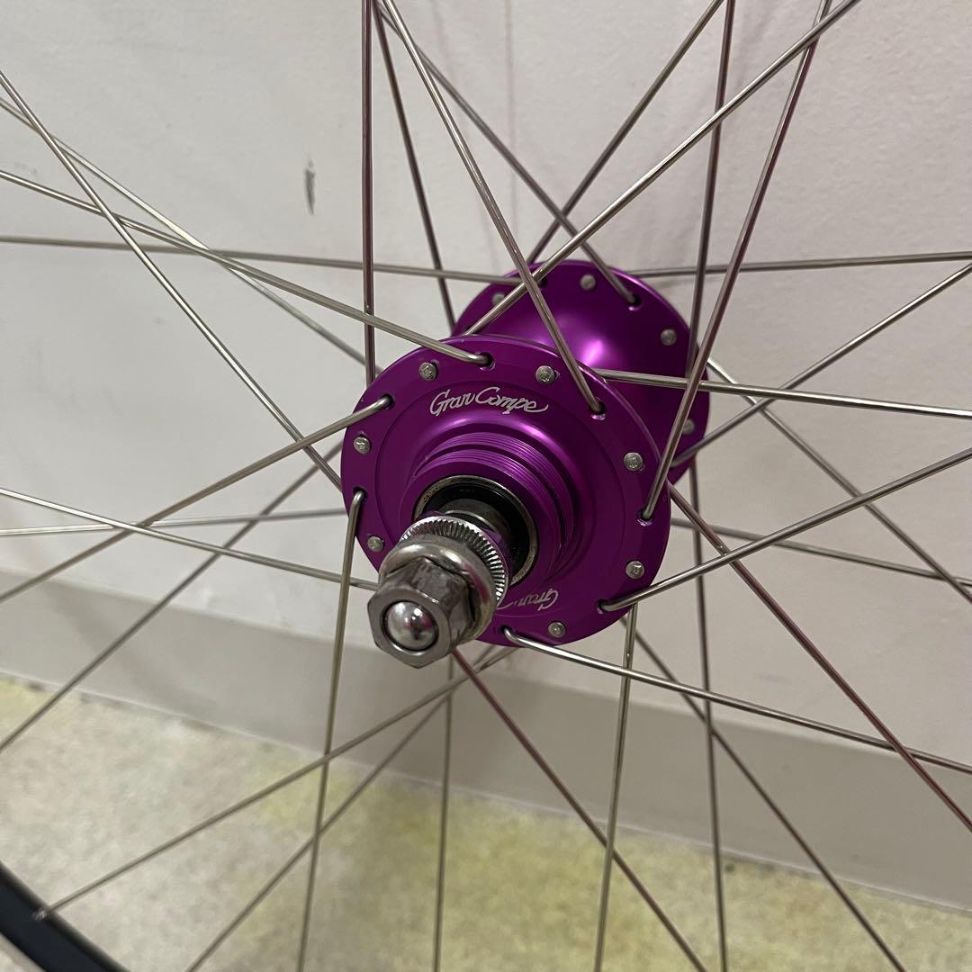 グランコンペ廃盤カラーハブ　手組みピストホイール(後輪) 片側ネジ山不良700C