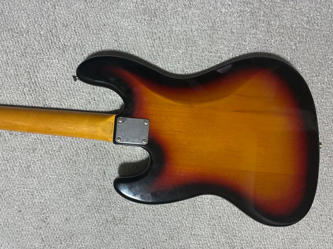 ベース Fender Jazz Bass Custom Shop mod