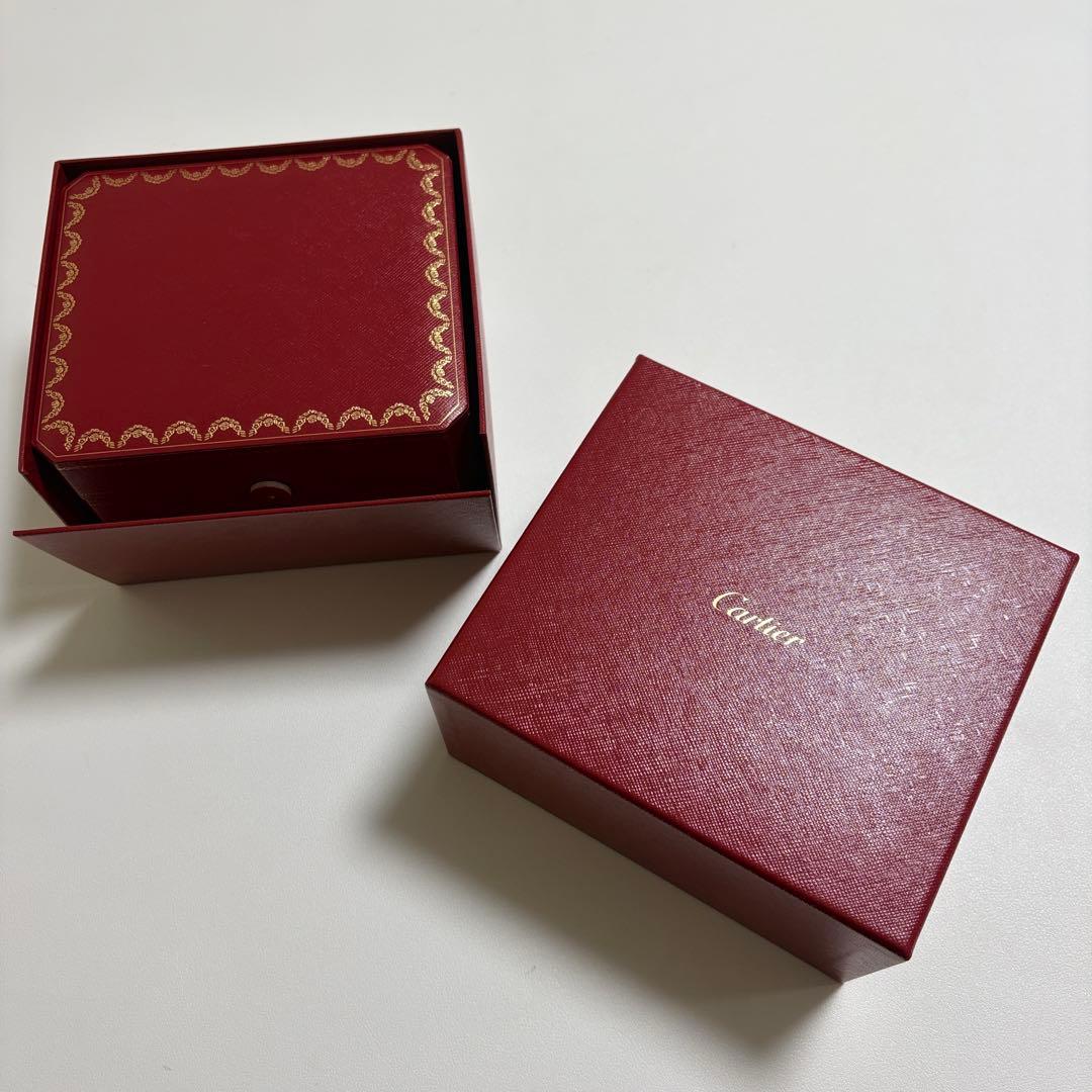 美品　カルティエ　腕時計　ウォッチ　ケース　空箱　現行品