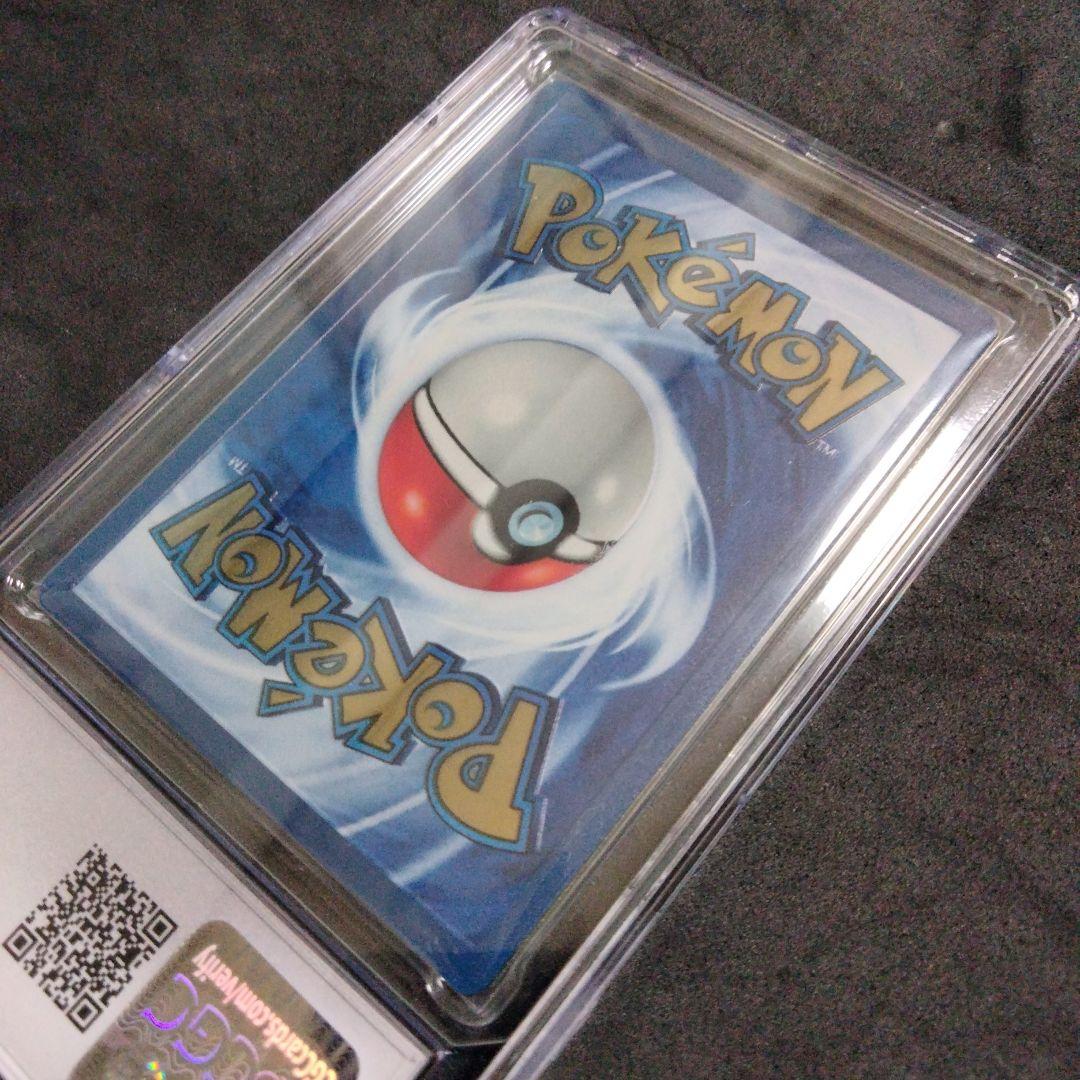 リザードン 25th メタルカード ウルトラプレミアムコレクション CGC9