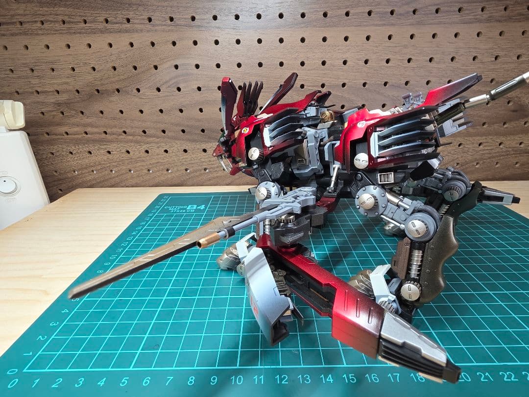 HMMゾイドブレードライガーキャンディ塗装