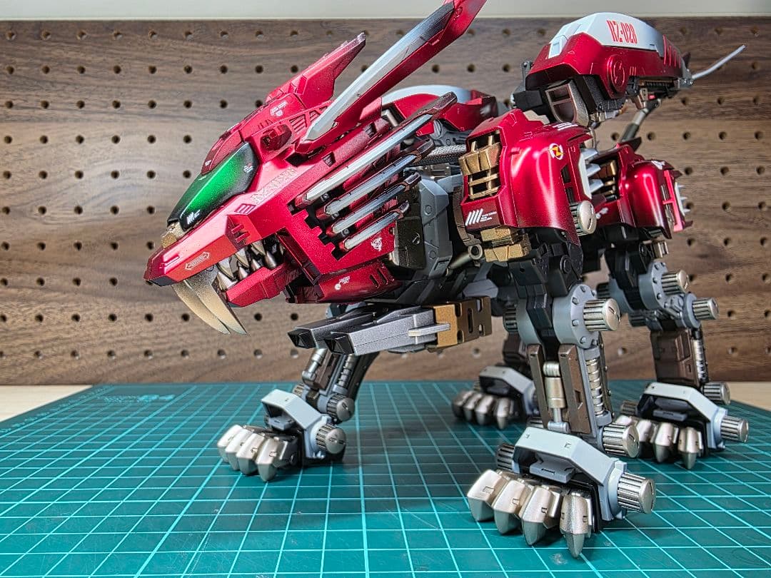 HMMゾイドブレードライガーキャンディ塗装