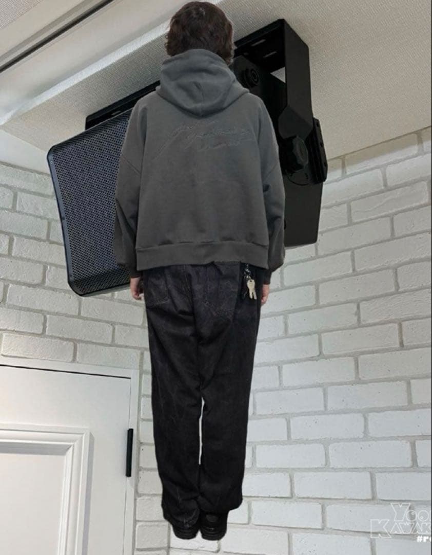 #room665 2024 ZIP UP HOODIE (BLACK）