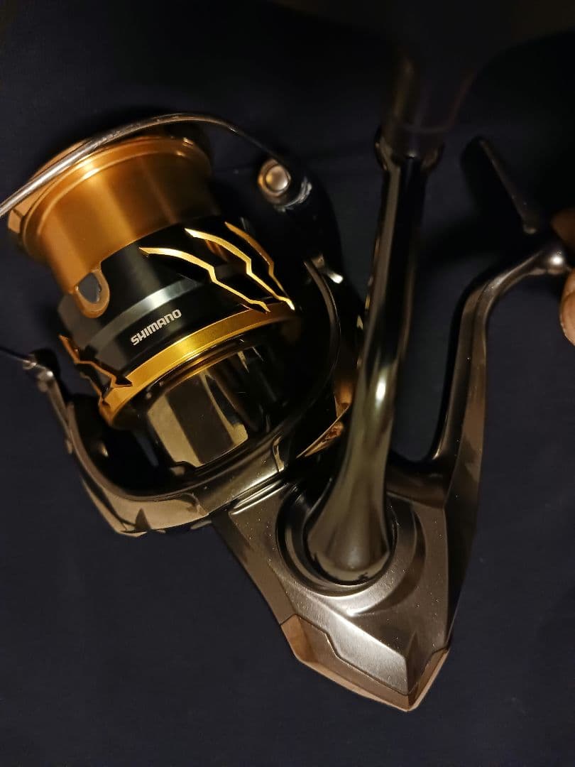 シマノ　20ツインパワー4000MHG