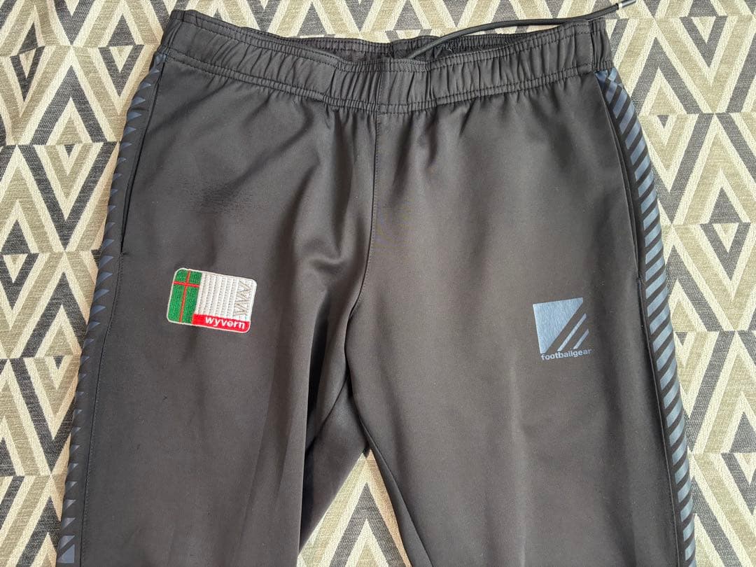 フットボールギヤ　ワイヴァン　セットアップ　トレーニングウェア　ジャージ　貴重