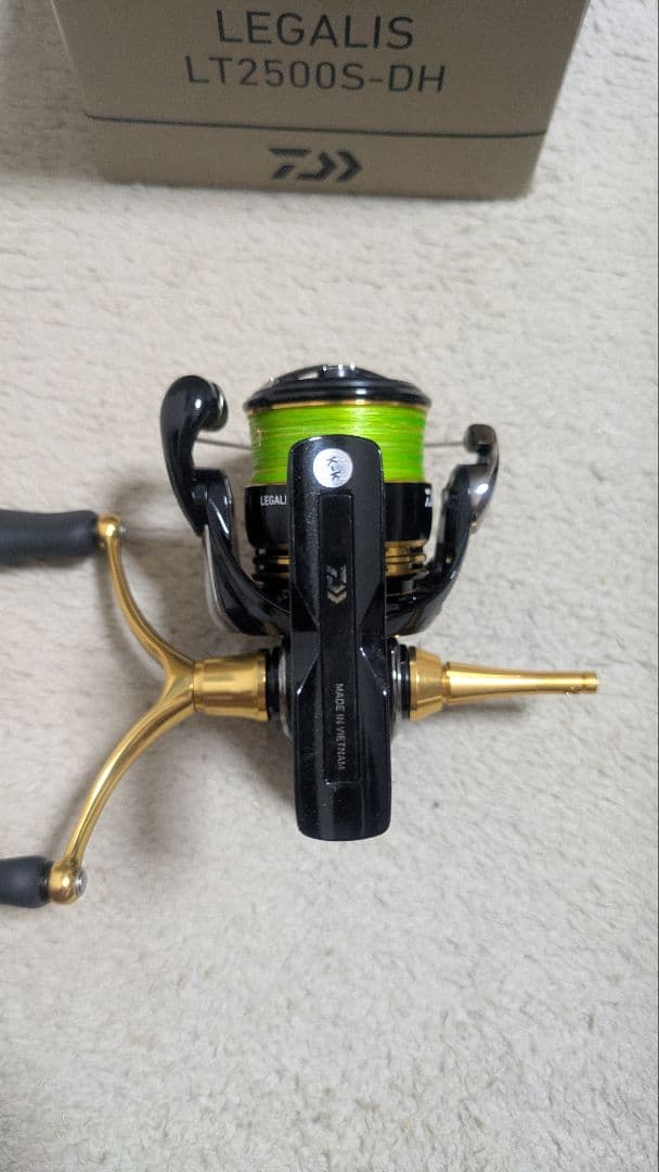 【新品同様】DAIWA 23レガリス LT2500S-DH